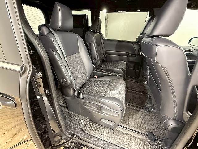 トヨタ ヴォクシーの画像6