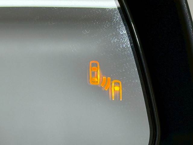 トヨタ ヴォクシーの画像9