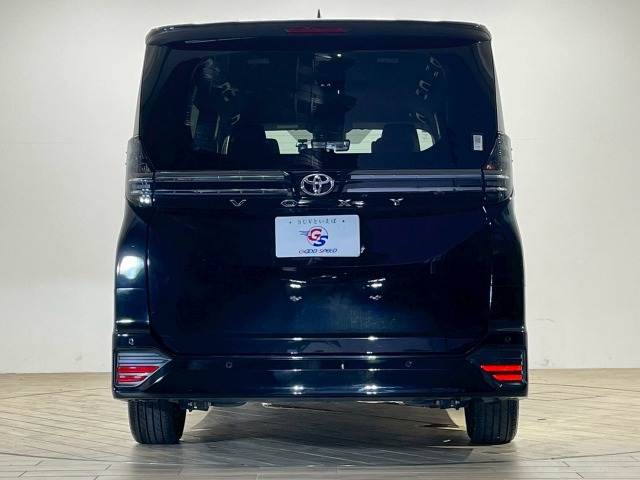 トヨタ ヴォクシーの画像17