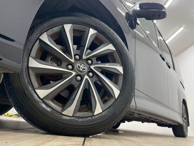 トヨタ ヴォクシーの画像19