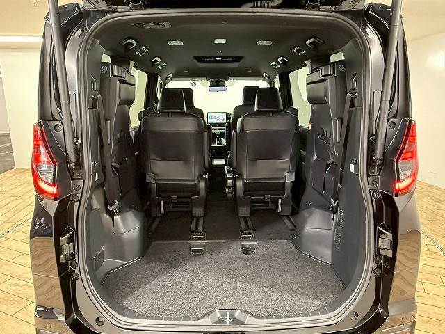 トヨタ ノアの画像13