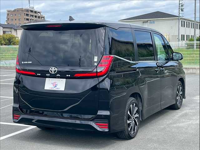 トヨタ ノアの画像17