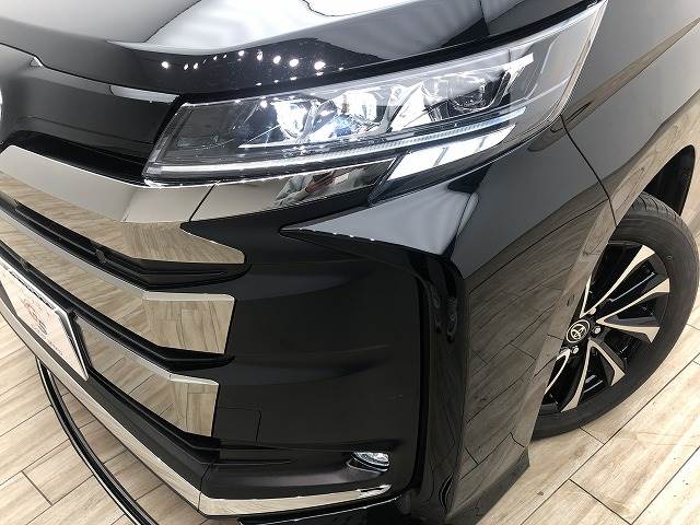 トヨタ ノアの画像12