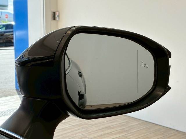 トヨタ クラウンクロスオーバーの画像8