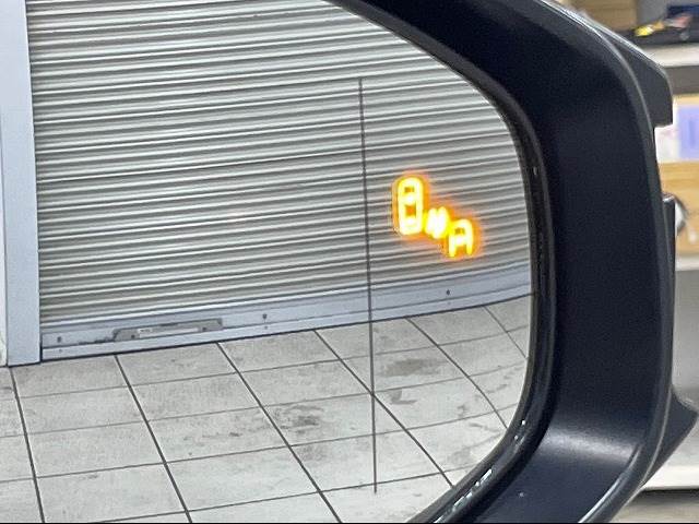 クラウンクロスオーバーCROSSOVER RS 内装他