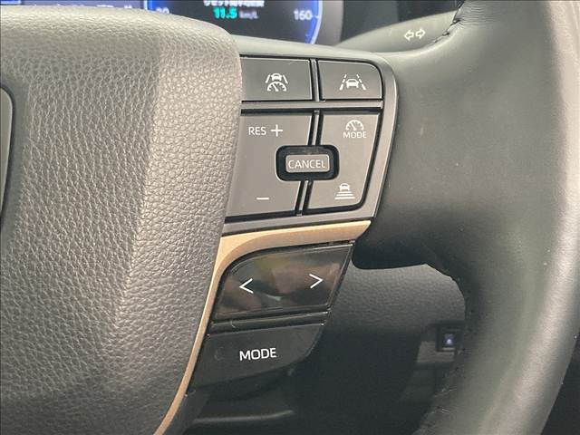 トヨタ クラウンクロスオーバーの画像8