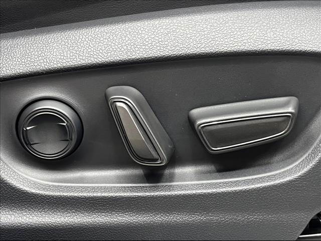 トヨタ クラウンクロスオーバーの画像16