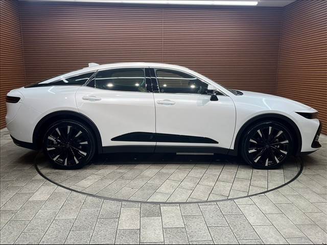 トヨタ クラウンクロスオーバーの画像18