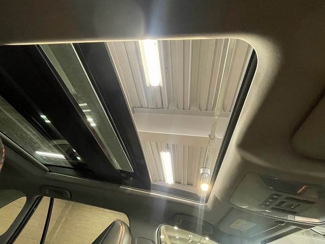 RAV4Adventure 内装他