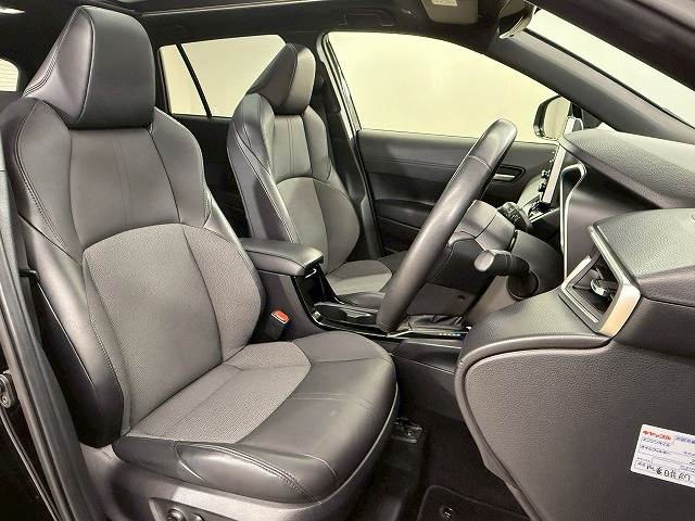 カローラクロスHYBRID Z 内装他