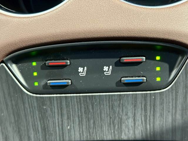 トヨタ ハリアーハイブリッドの画像11