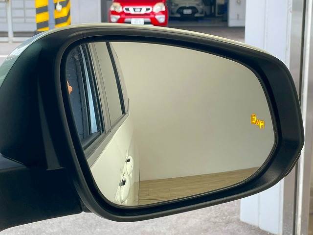 トヨタ ヴォクシーの画像7