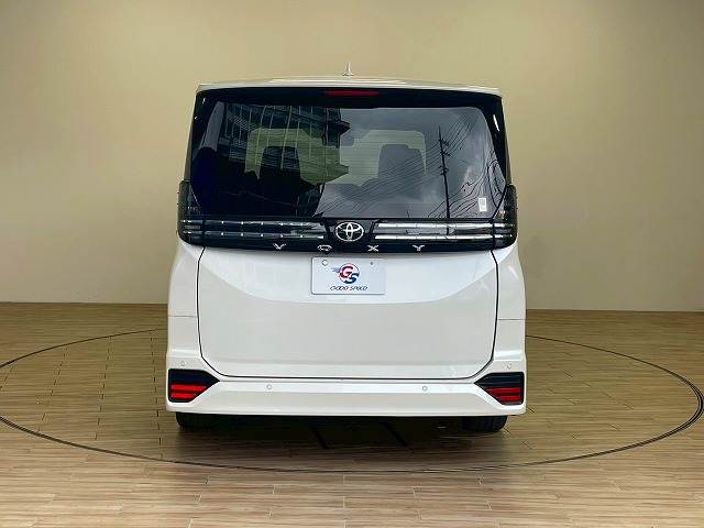 トヨタ ヴォクシーの画像16