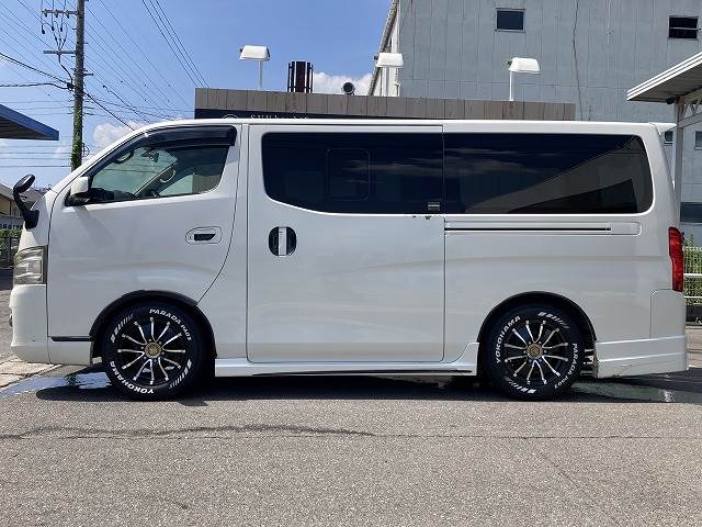 日産 NV350キャラバンロングの画像17