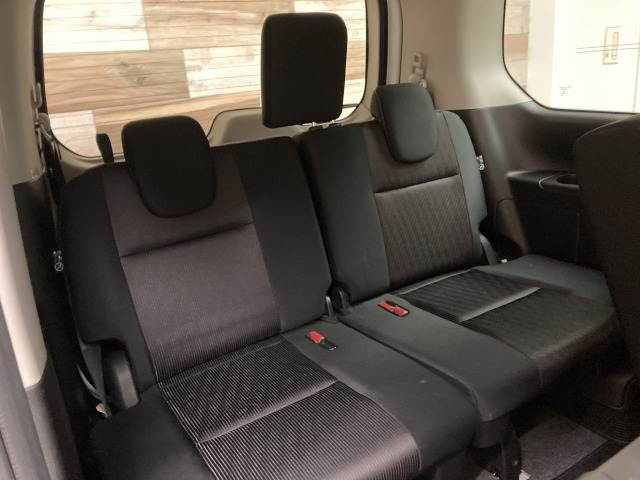 日産 セレナの画像13