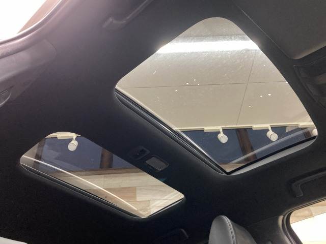 エクリプスクロスPHEVBLACK Edition 内装他