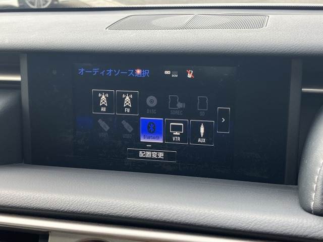 ISIS300h “F SPORT” 内装他