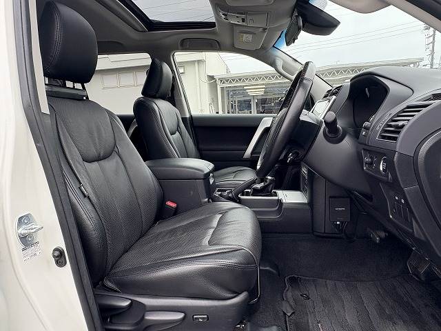 トヨタ ランドクルーザープラドの画像11