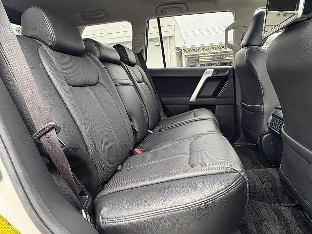 トヨタ ランドクルーザープラドの画像12