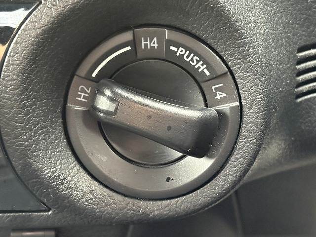 ハイラックスZ“GR SPORT” 内装他