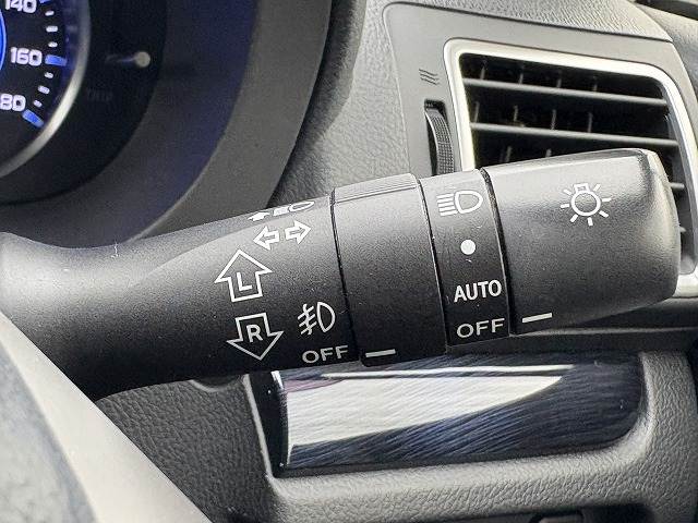 スバル インプレッサスポーツの画像8