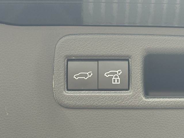 トヨタ ハリアーハイブリッドの画像9