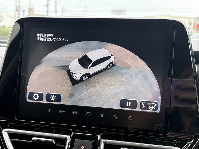 フロンクスベースグレード 内装他