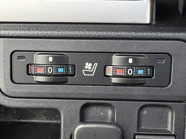 トヨタ ランドクルーザープラドの画像8