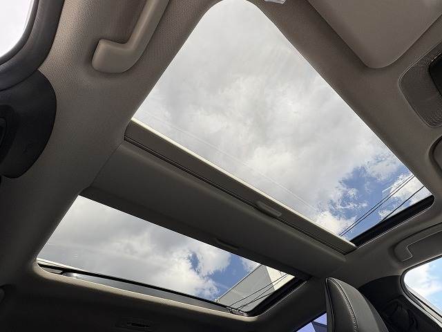 プリウスZ 内装他