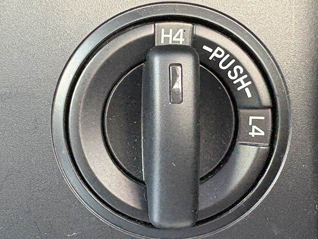 トヨタ ランドクルーザープラドの画像9