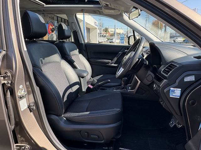 スバル フォレスターの画像11