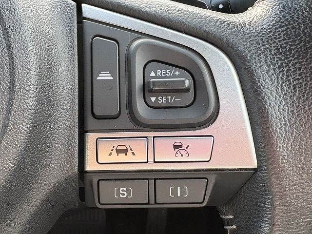 フォレスター2.0i-L EyeSight 内装他