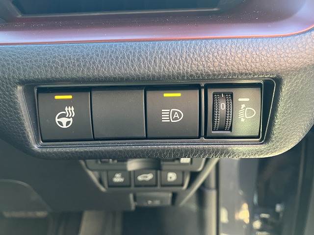 プリウスZ 内装他