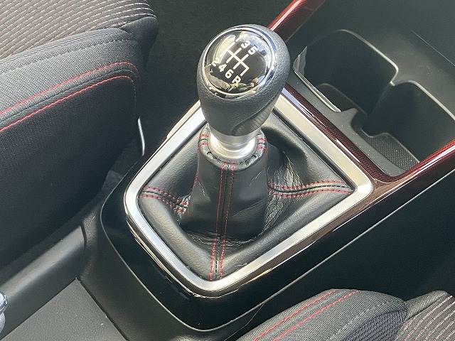 スイフトスポーツベースグレード 内装他