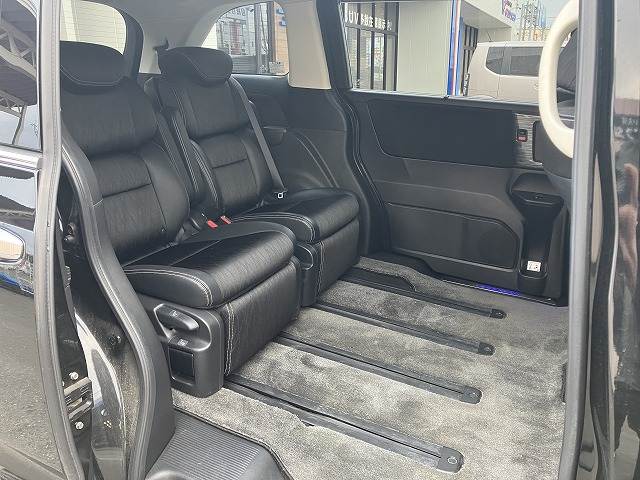 ホンダ&nbsp;オデッセイアブソルートハイブリッドの画像11