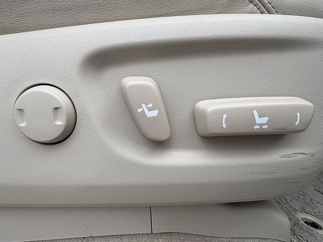 トヨタ ランドクルーザープラドの画像7