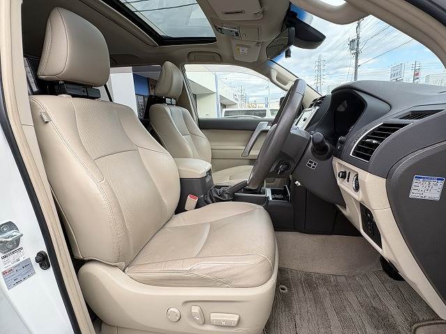 トヨタ ランドクルーザープラドの画像10