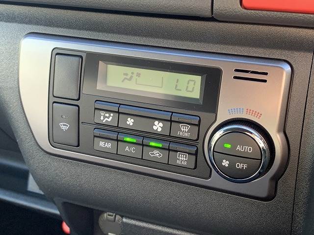 ハイエースバンロングボディスーパーGL ダークプライムII 内装他