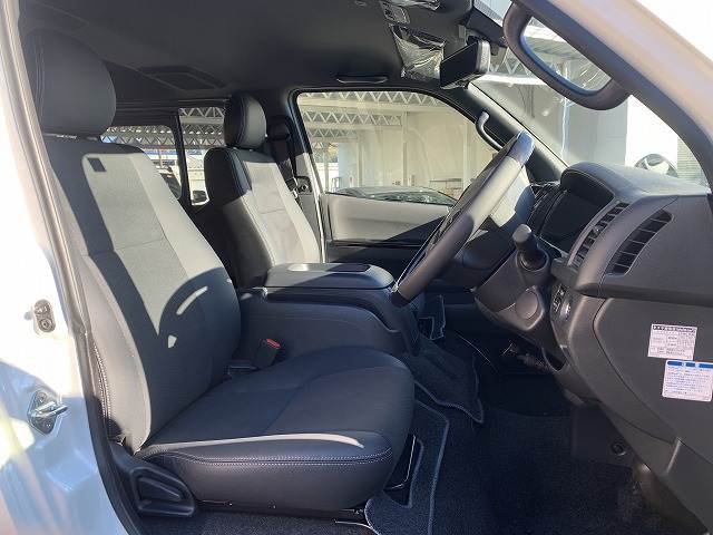 トヨタ ハイエースバンロングボディの画像11