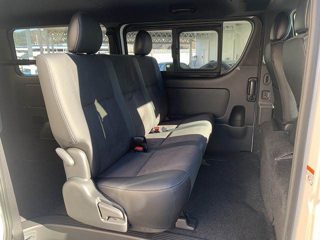 トヨタ ハイエースバンロングボディの画像12