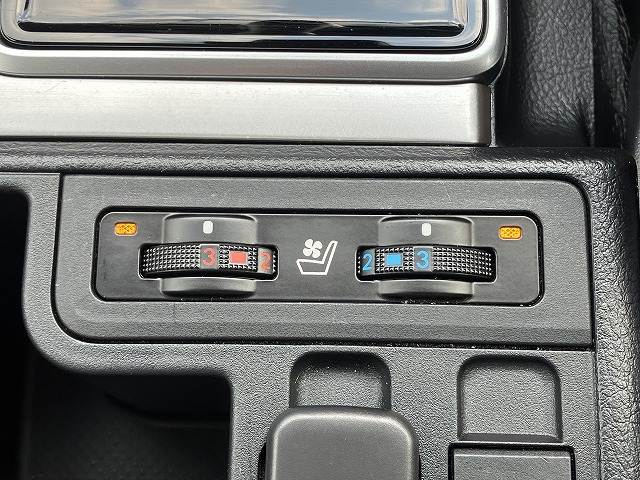 トヨタ&nbsp;ランドクルーザープラドの画像8