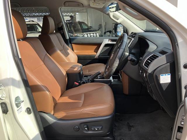 トヨタ&nbsp;ランドクルーザープラドの画像11