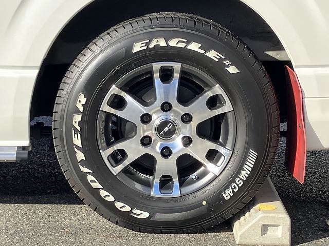 トヨタ ハイエースバンロングボディの画像9