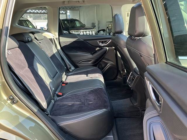 スバル フォレスターの画像12