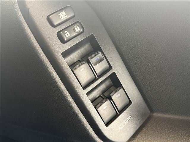 トヨタ&nbsp;ランドクルーザープラドの画像9