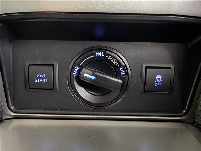 トヨタ&nbsp;ランドクルーザープラドの画像12