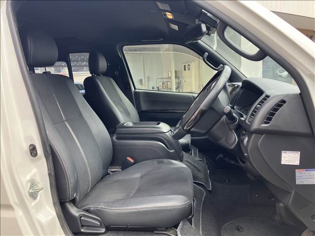 トヨタ&nbsp;ハイエースバンロングボディの画像11