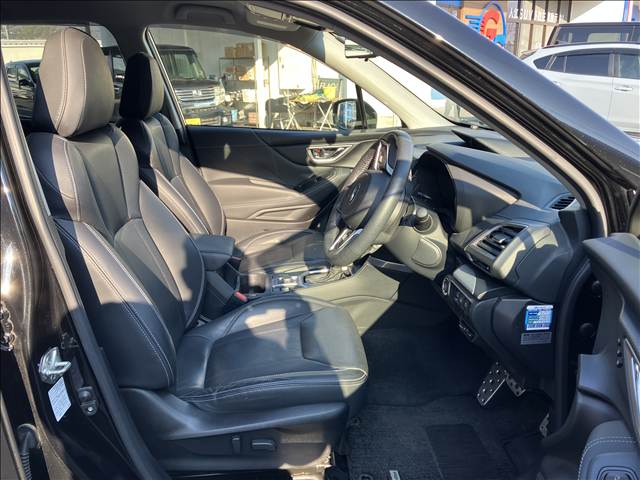 スバル フォレスターの画像11