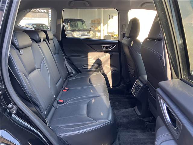 スバル フォレスターの画像12