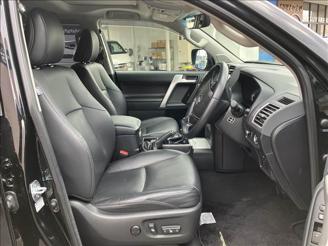 トヨタ ランドクルーザープラドの画像11